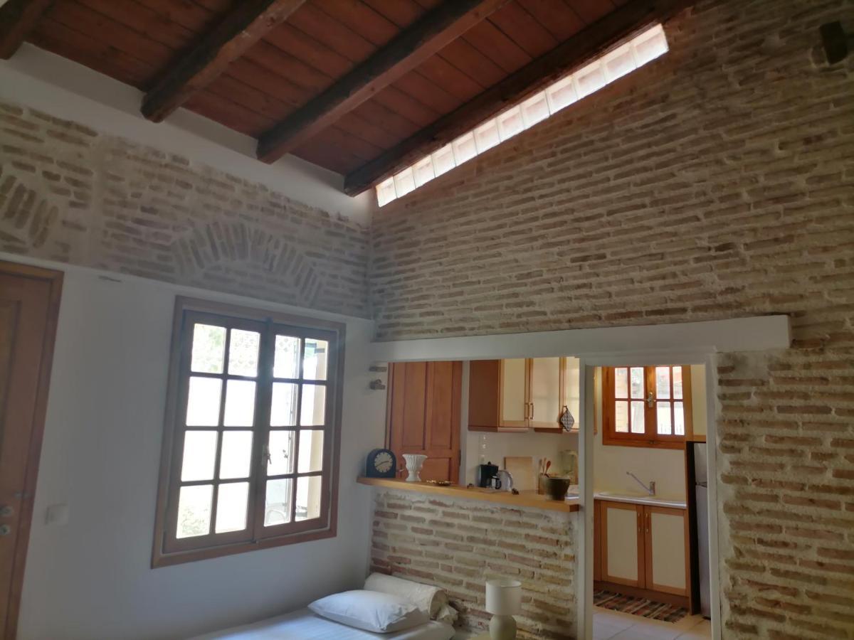 Luxurious Villa at Mets Athènes Extérieur photo